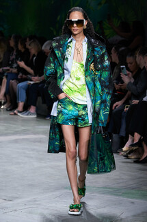 Versace Spring 2020 / Versace весна-лето 2020 / Неделя моды: Милан