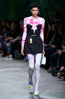 Versace Spring 2020 / Versace весна-лето 2020 / Неделя моды: Милан