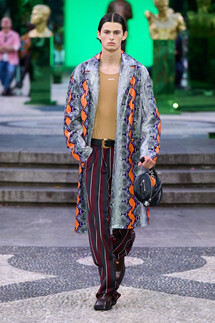 Versace Menswear Spring 2023 / Versace мужская коллекция весна-лето 2023