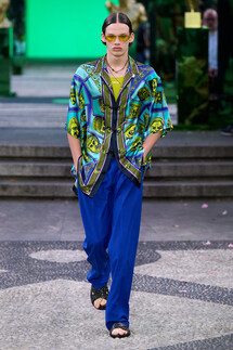 Versace Menswear Spring 2023 / Versace мужская коллекция весна-лето 2023