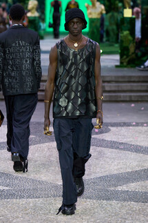 Versace Menswear Spring 2023 / Versace мужская коллекция весна-лето 2023