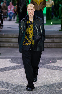 Versace Menswear Spring 2023 / Versace мужская коллекция весна-лето 2023