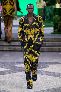Versace Menswear Spring 2023 / Versace мужская коллекция весна-лето 2023