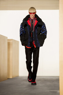 Versace Fall-Winter 2021 Ready-to-Wear Collection / Коллекция Versace осень-зима 2021
