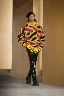 Versace Fall-Winter 2021 Ready-to-Wear Collection / Коллекция Versace осень-зима 2021