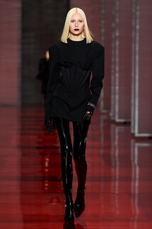 Versace Fall 2022 Collection / Versace осень-зима 2022