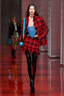 Versace Fall 2022 Collection / Versace осень-зима 2022