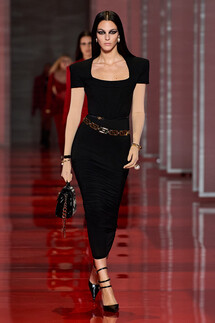 Versace Fall 2022 Collection / Versace осень-зима 2022