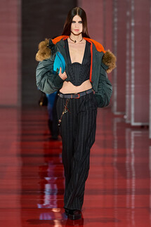 Versace Fall 2022 Collection / Versace осень-зима 2022