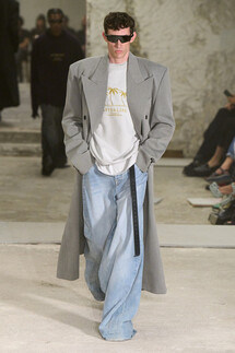 Vetements коллекция весна-лето 2023 / Vetements Spring 2023