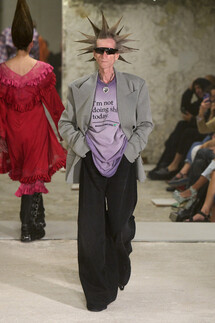Vetements коллекция весна-лето 2023 / Vetements Spring 2023