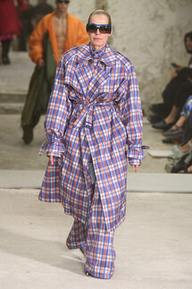 Vetements коллекция весна-лето 2023 / Vetements Spring 2023