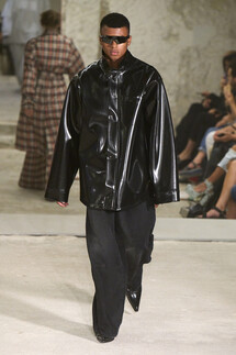 Vetements коллекция весна-лето 2023 / Vetements Spring 2023