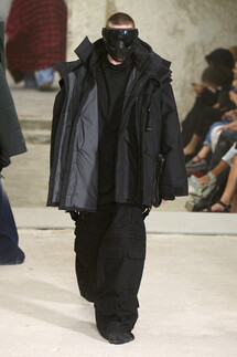 Vetements коллекция весна-лето 2023 / Vetements Spring 2023
