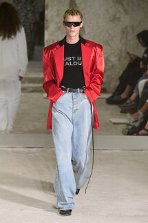 Vetements коллекция весна-лето 2023 / Vetements Spring 2023