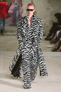 Vetements коллекция весна-лето 2023 / Vetements Spring 2023
