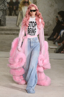 Vetements коллекция весна-лето 2023 / Vetements Spring 2023