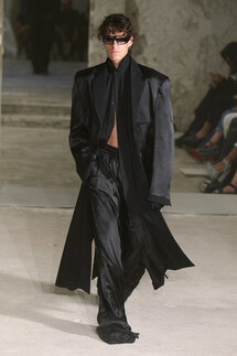 Vetements коллекция весна-лето 2023 / Vetements Spring 2023