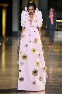 Viktor and Rolf Couture Spring 2022 Collection / Viktor and Rolf Couture весна-лето 2022