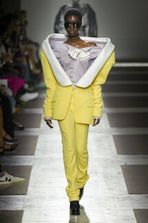 Viktor and Rolf Couture коллекция осень 2022 / Viktor and Rolf Couture Fall 2022