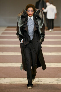 Viktor and Rolf Couture коллекция осень 2022 / Viktor and Rolf Couture Fall 2022