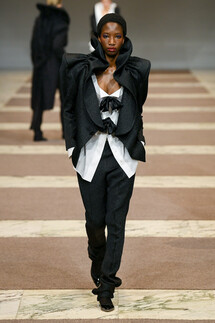 Viktor and Rolf Couture коллекция осень 2022 / Viktor and Rolf Couture Fall 2022