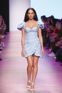 Yasya Minochkina Spring 2020 Ready-to-Wear / Yasya Minochkina весна-лето 2020 / Неделя моды: Москва