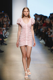 Yasya Minochkina Spring 2020 Ready-to-Wear / Yasya Minochkina весна-лето 2020 / Неделя моды: Москва