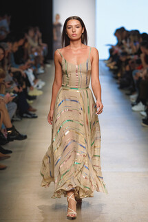 Yasya Minochkina Spring 2020 Ready-to-Wear / Yasya Minochkina весна-лето 2020 / Неделя моды: Москва