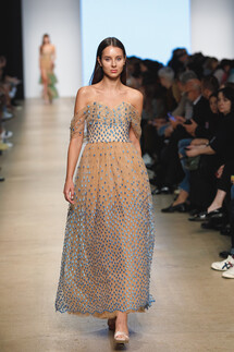 Yasya Minochkina Spring 2020 Ready-to-Wear / Yasya Minochkina весна-лето 2020 / Неделя моды: Москва