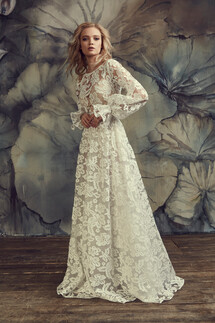 Yulia Prokhorova Beloe Zoloto Wedding Demi Couture