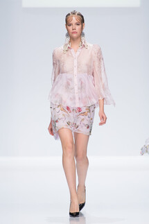 Alina Assi Spring-summer 2018 Алина Асси весна-лето 2018 MBFWRussia 2017