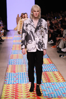 Roma Uvarov Design Fall 2019 Ready-to-Wear / Roma Uvarov Design осень-зима 2019 / Неделя моды: Москва