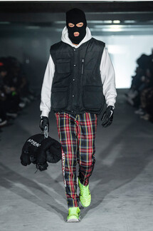 Andrea Crews Fall 2019 Menswear / Andrea Crews осень-зима 2019 / Неделя моды: Париж