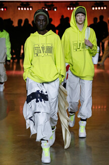 Tommy Hilfiger Spring 2020 Ready-to-Wear / Томми Хилфигер весна-лето 2020 / Неделя моды: Лондон