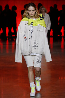 Tommy Hilfiger Spring 2020 Ready-to-Wear / Томми Хилфигер весна-лето 2020 / Неделя моды: Лондон