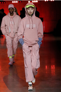 Tommy Hilfiger Spring 2020 Ready-to-Wear / Томми Хилфигер весна-лето 2020 / Неделя моды: Лондон