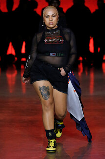 Tommy Hilfiger Spring 2020 Ready-to-Wear / Томми Хилфигер весна-лето 2020 / Неделя моды: Лондон