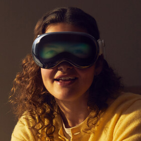 Apple представила долгожданную VR-гарнитуру Vision Pro