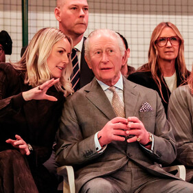 Король Карл III неожиданно появился на Лондонской Неделе моды