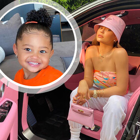 2-летняя дочь Кайли Дженнер пошла в школу с рюкзаком Hermès
