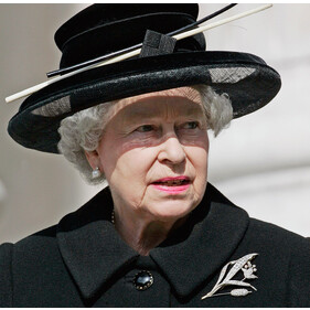 Как королева Елизавета II переживает утрату принца Филиппа