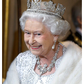 Насколько богаты Елизавета II и члены королевской семьи