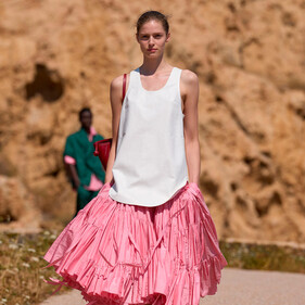 Jacquemus возвращается к своим истокам в новой коллекции весна/лето 2027