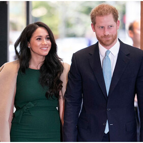 Меган Маркл и принц Гарри попрощались с королевской семьёй в соцсетях