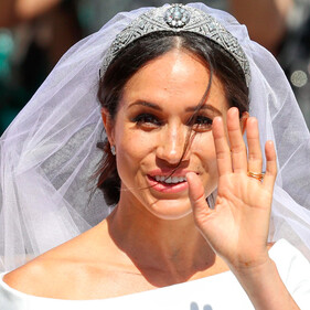 «Всё, что я хотела, это мимозу и круассан»: Меган Маркл рассказала о свадьбе с принцем Гарри