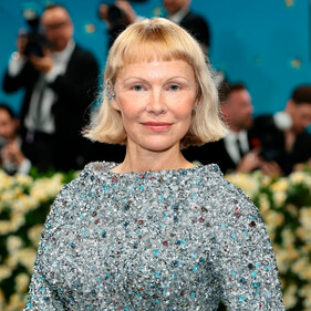 Памела Андерсон шокировала гостей Met Gala 2025 радикальной стрижкой