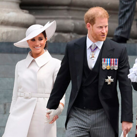 Побег Сассекских: принц Гарри и Меган Маркл покинули Великобританию ещё до окончания Платинового юбилея