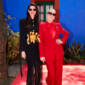 Оцениваем первые образы с премьеры «Дьявол носит Prada 2»