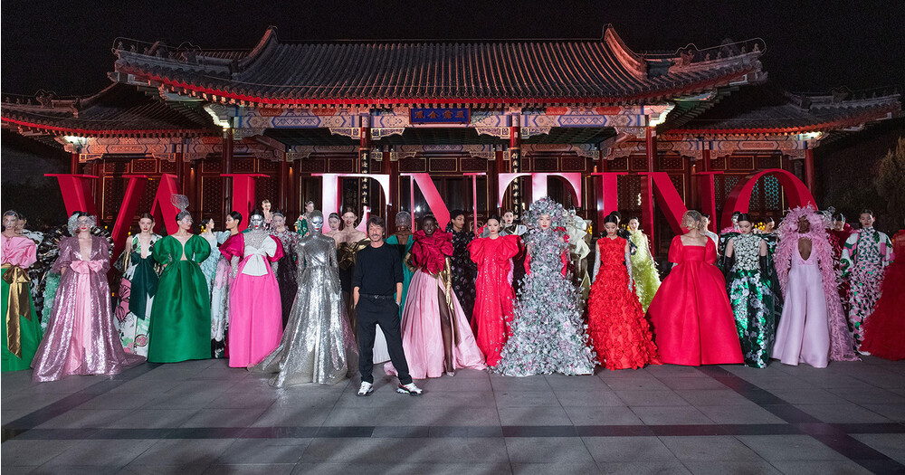 Всё, что нужно знать о показе Valentino Haute Couture в Пекине